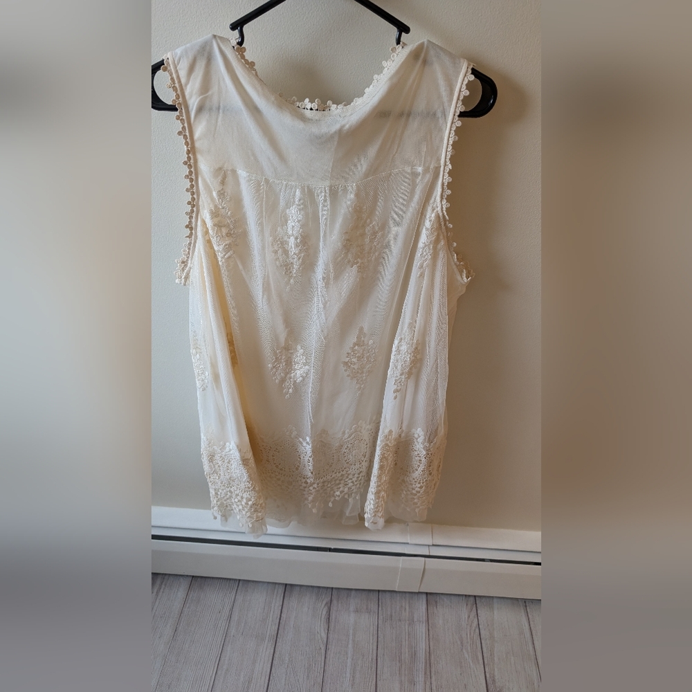 NWT Cal Style boho lace feminine embroidered cream sleeveless blouse. size 2XL. - Picture 7 of 9